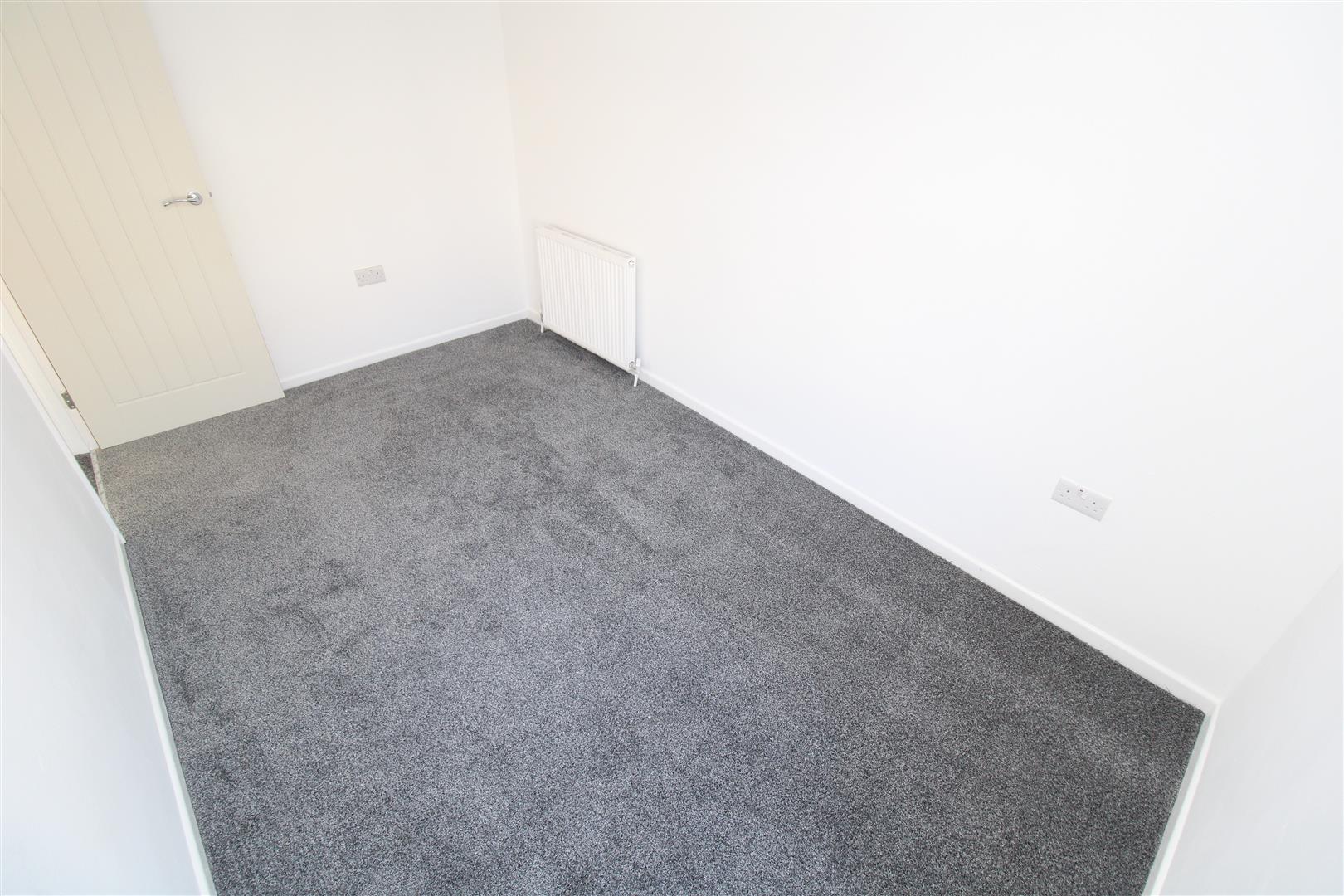 house - terraced for rent oxford street