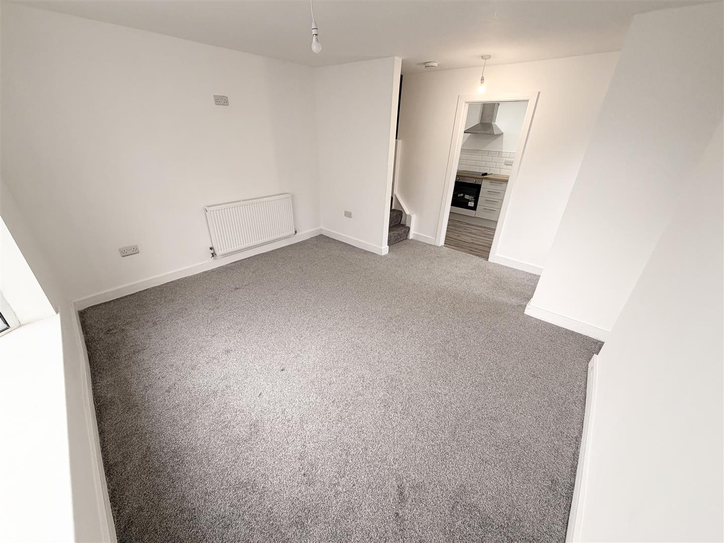 house - semi-detached for rent ystrad road