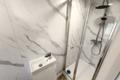 house - semi-detached for rent ystrad road