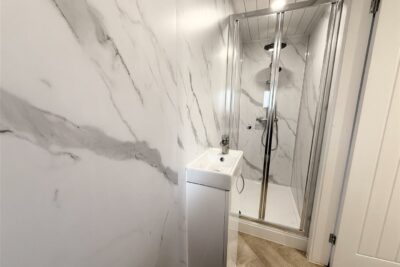 house - semi-detached for rent ystrad road