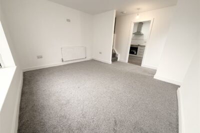house - semi-detached for rent ystrad road