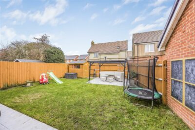 house - semi-detached for sale longcroft way