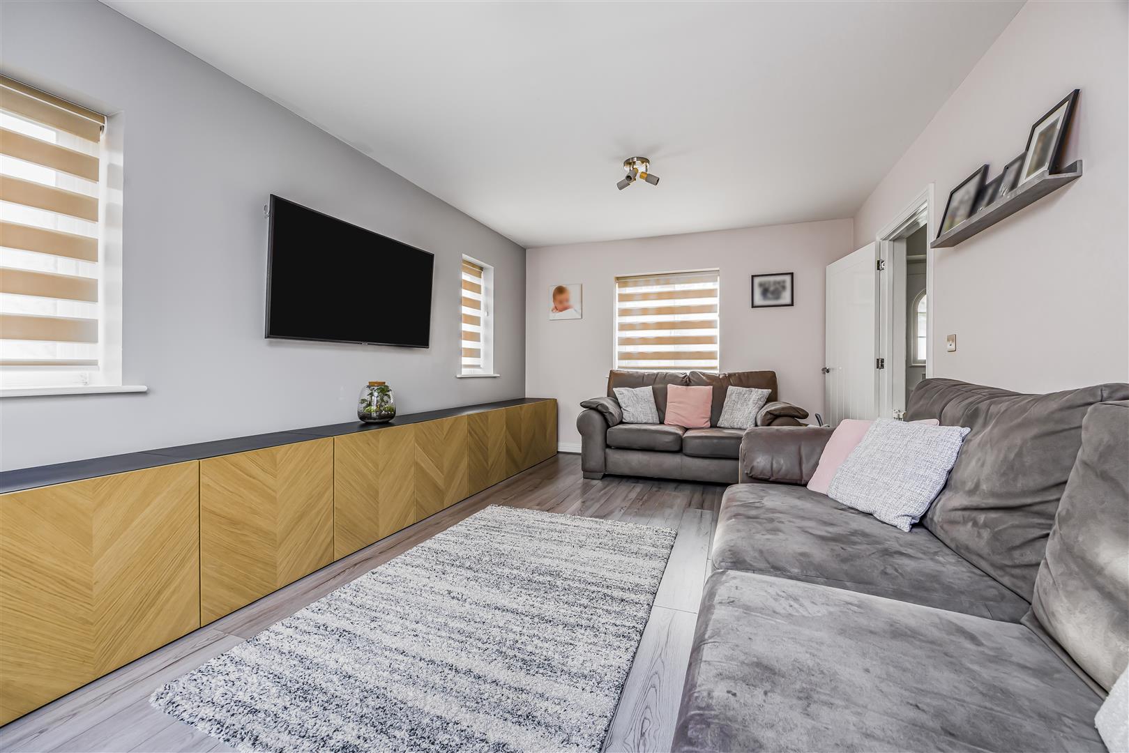 house - semi-detached for sale longcroft way