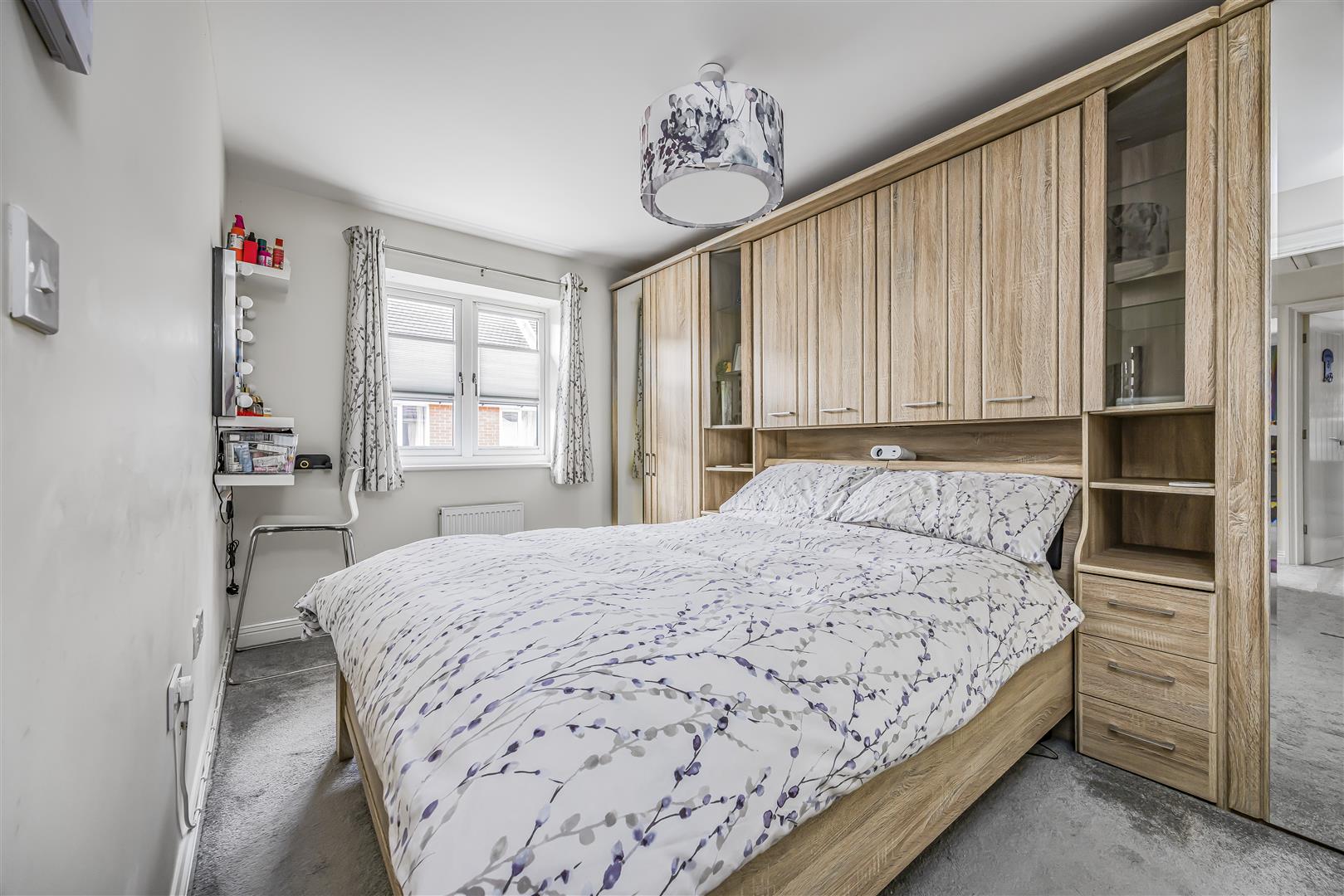 house - semi-detached for sale longcroft way