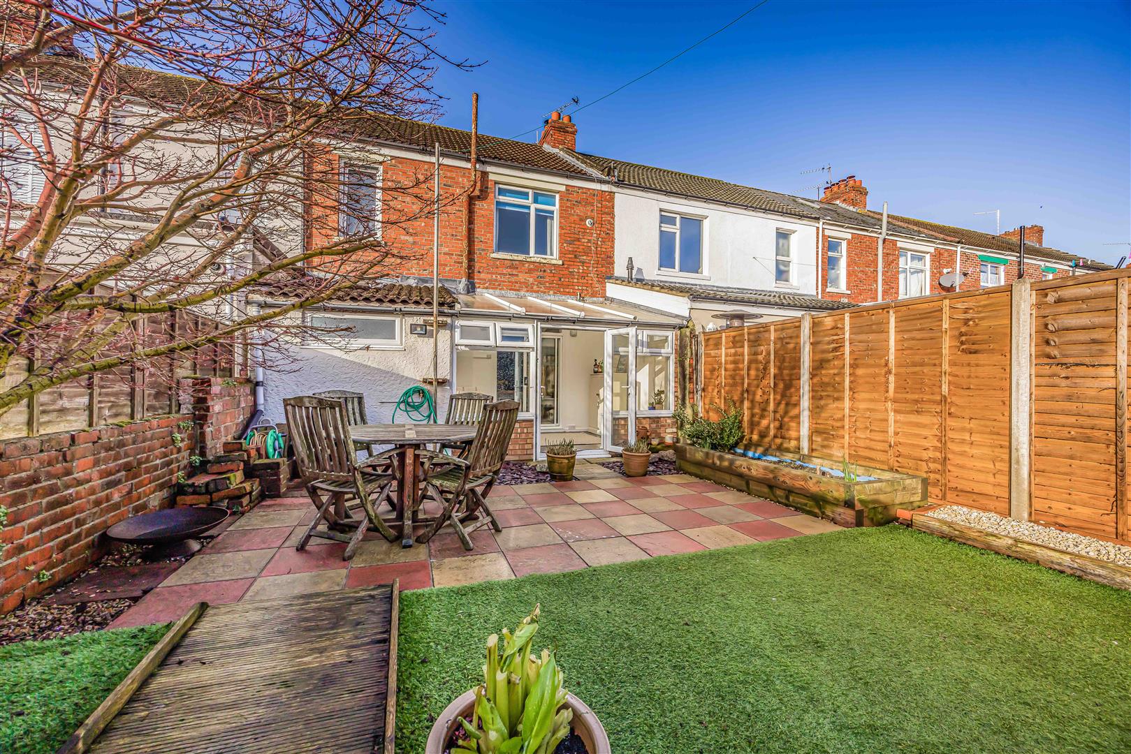 house - terraced for sale kensington road