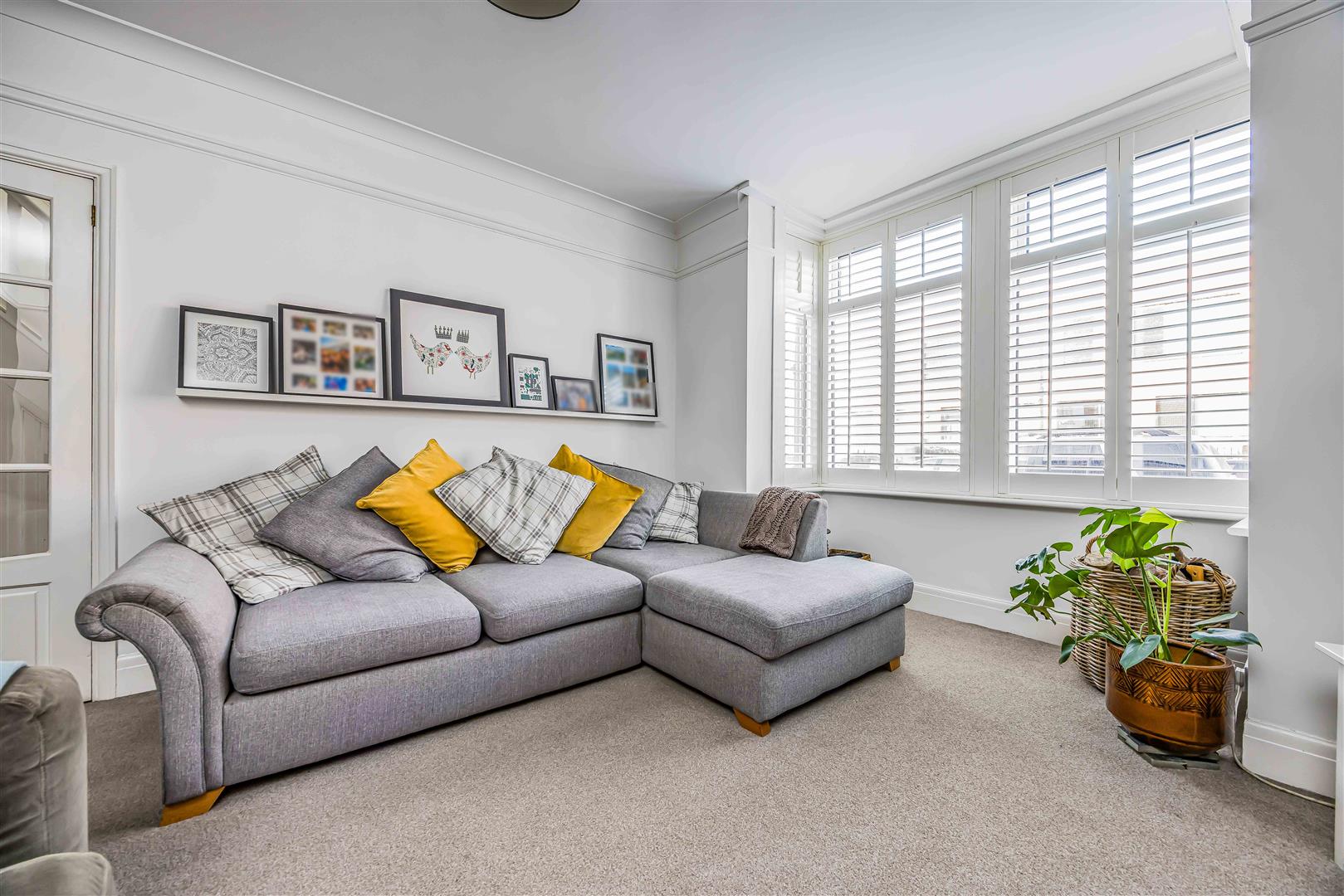 house - terraced for sale kensington road
