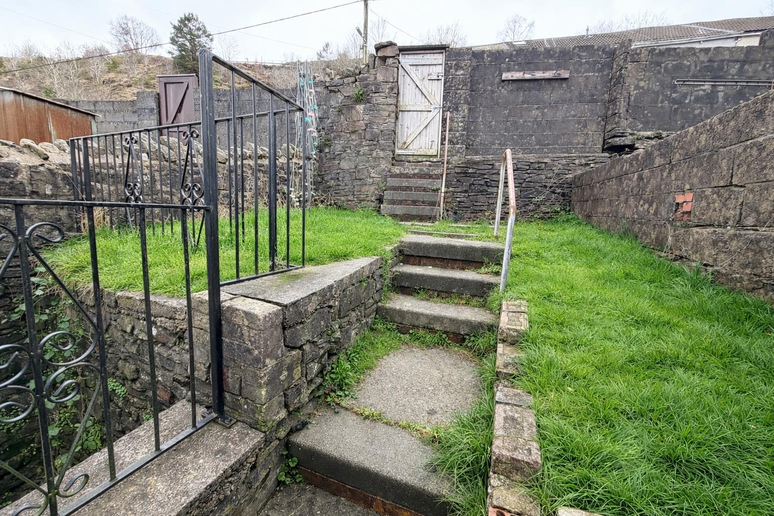 house - terraced for rent brynteg terrace
