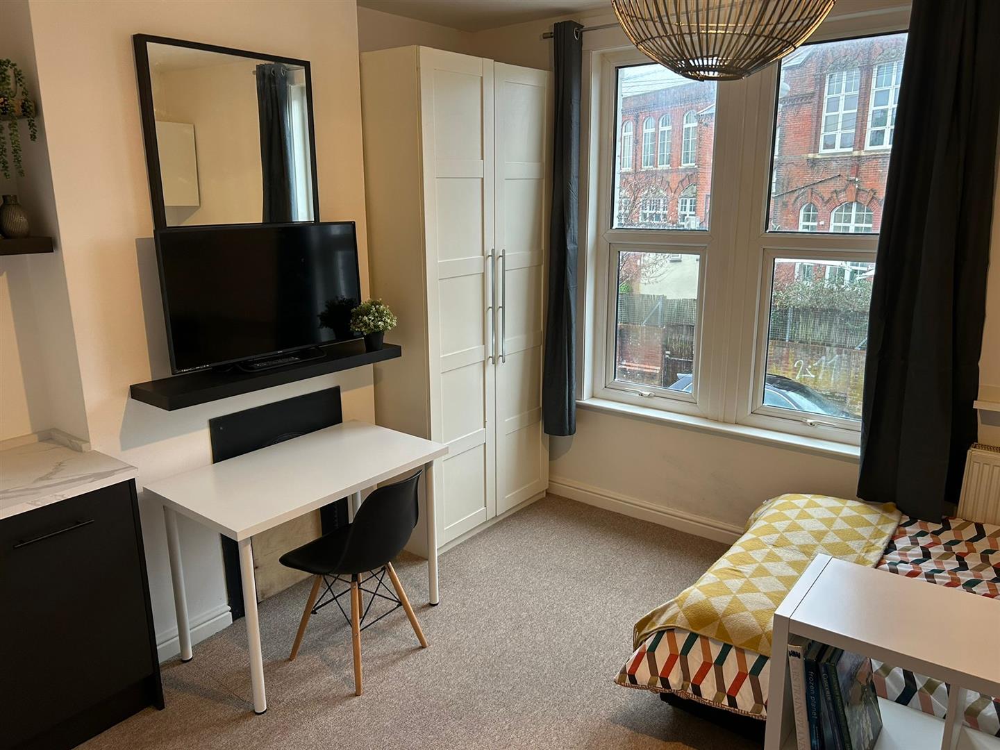 studio for rent heidelberg road