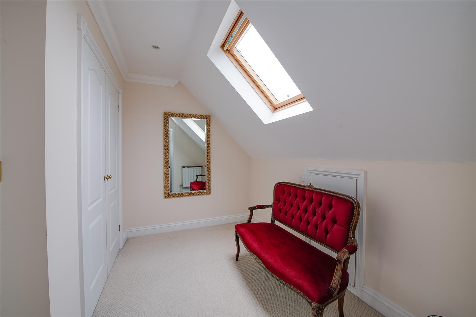 room for rent 12 maple wood