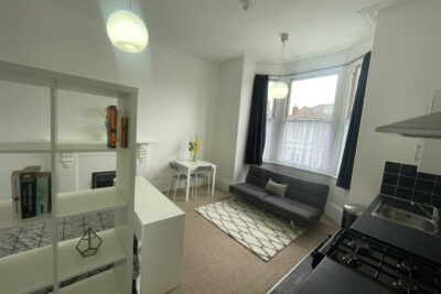 house for rent st edwards road