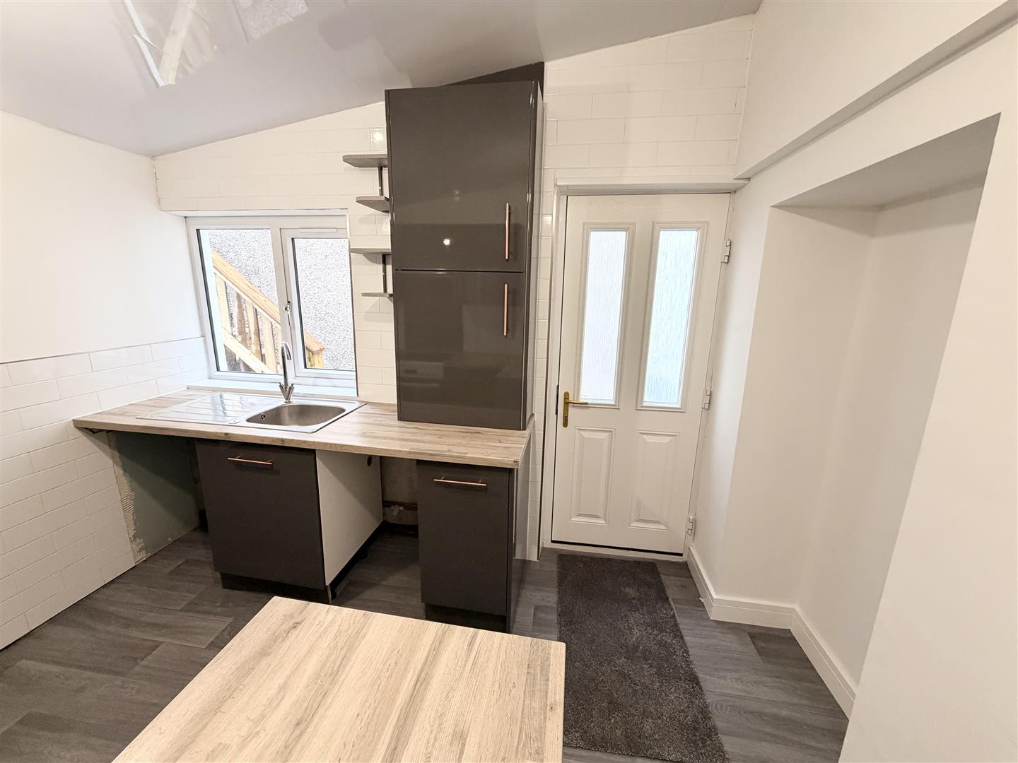 house - terraced for rent station terrace