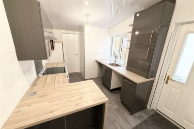 house - terraced for rent station terrace