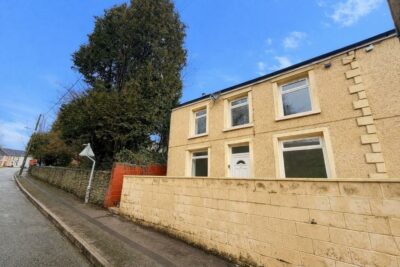 house - end terrace for rent shady road