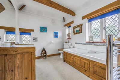 house - detached for sale billingshurst road