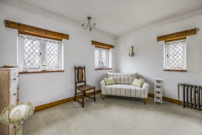 house - detached for sale billingshurst road