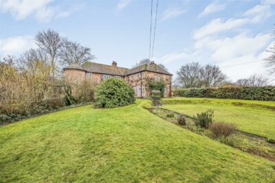 house - detached for sale billingshurst road