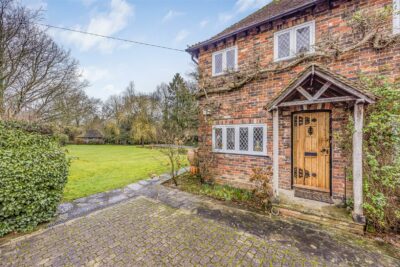 house - detached for sale billingshurst road