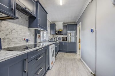 house - semi-detached for sale haresfoot close