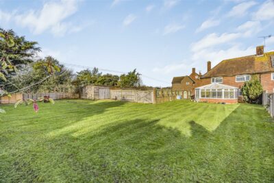 house - semi-detached for sale haresfoot close