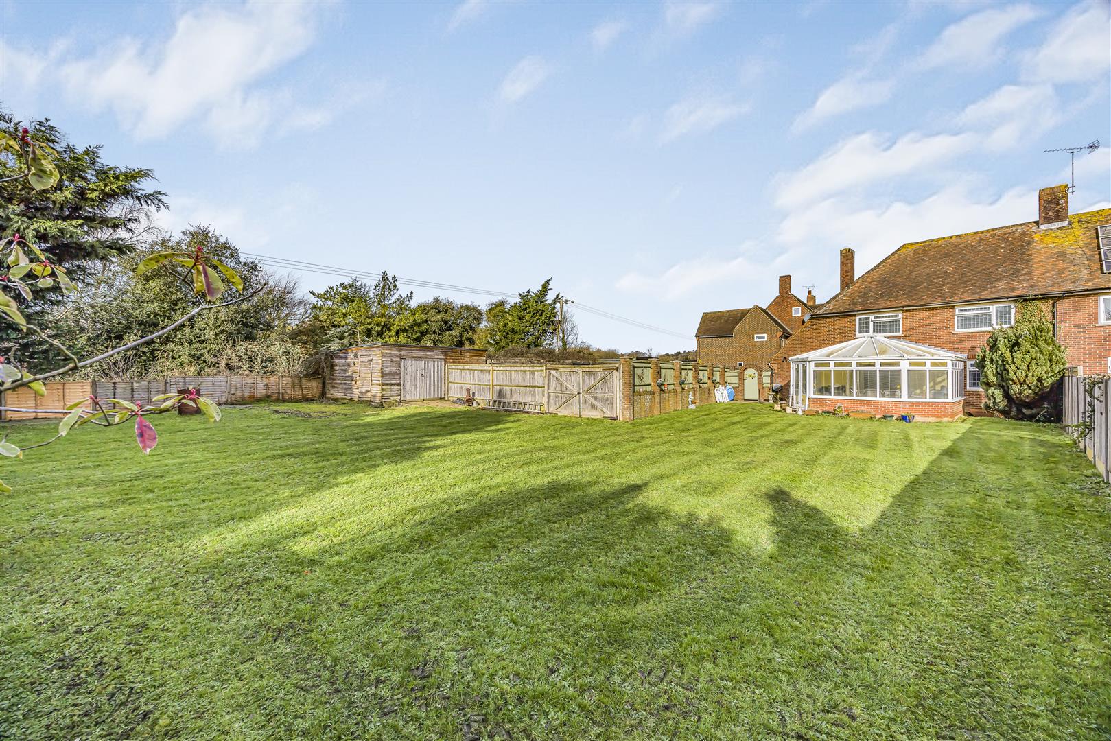 house - semi-detached for sale haresfoot close