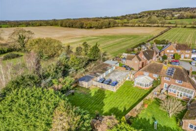 house - semi-detached for sale haresfoot close