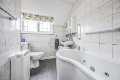 house - semi-detached for sale haresfoot close