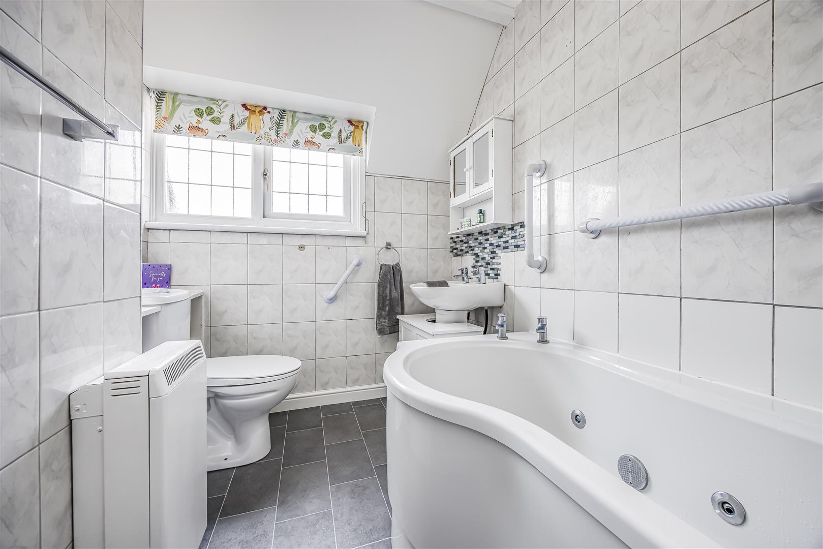 house - semi-detached for sale haresfoot close