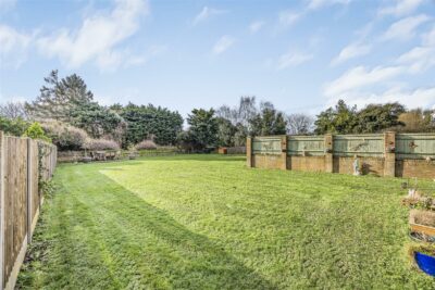 house - semi-detached for sale haresfoot close