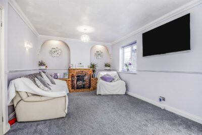 house - semi-detached for sale haresfoot close