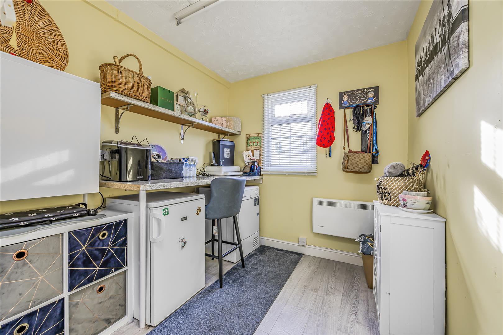 house - semi-detached for sale haresfoot close