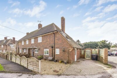 house - semi-detached for sale haresfoot close