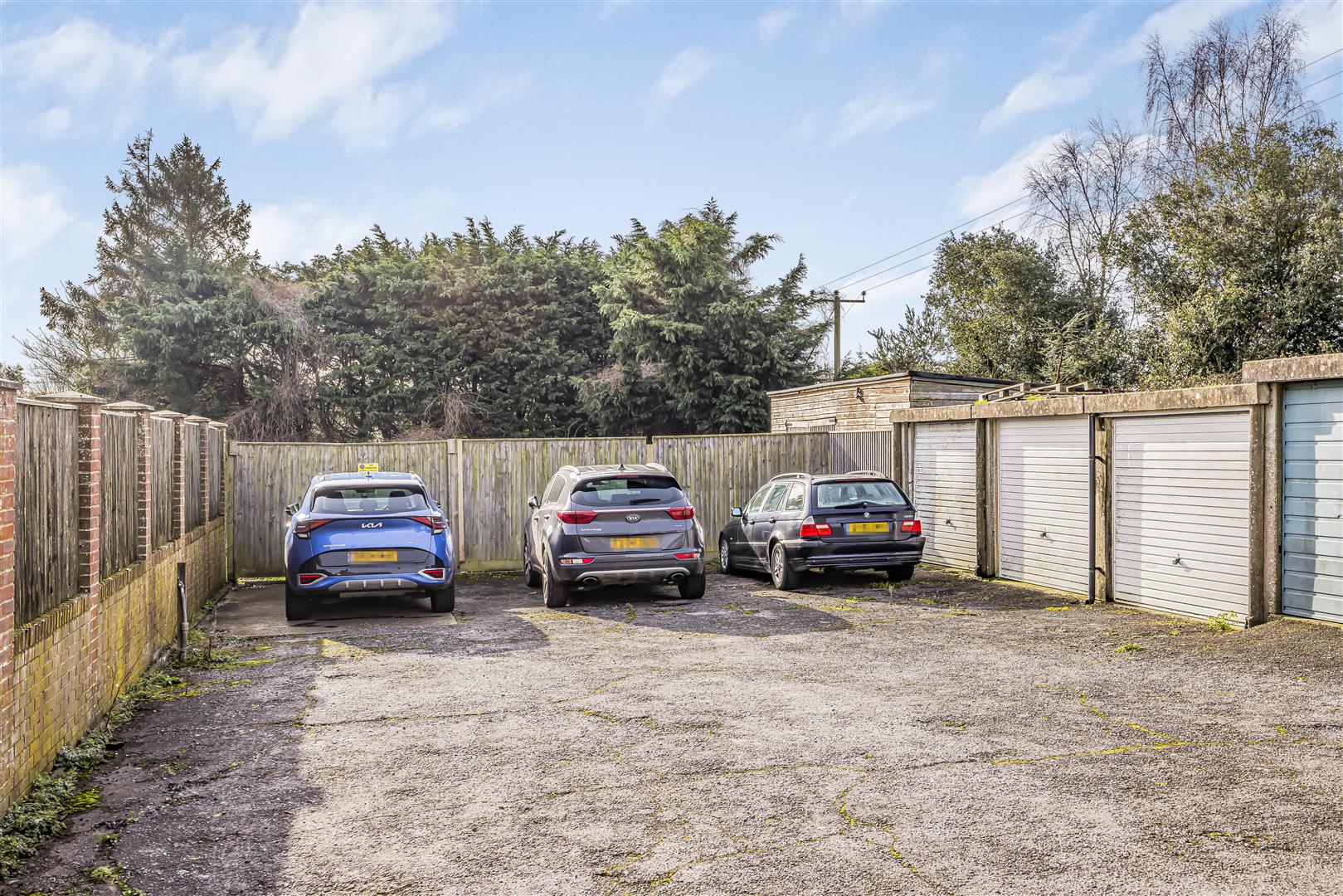 house - semi-detached for sale haresfoot close