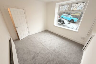 house - terraced for rent wern street