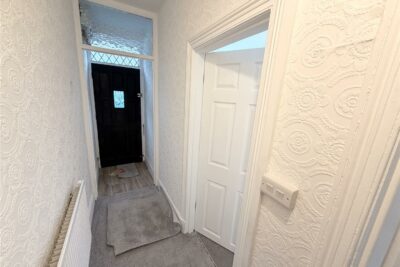 house - terraced for rent wern street