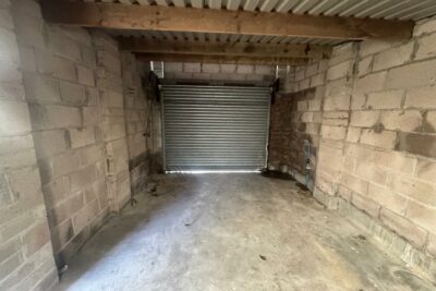 house - terraced for rent wern street