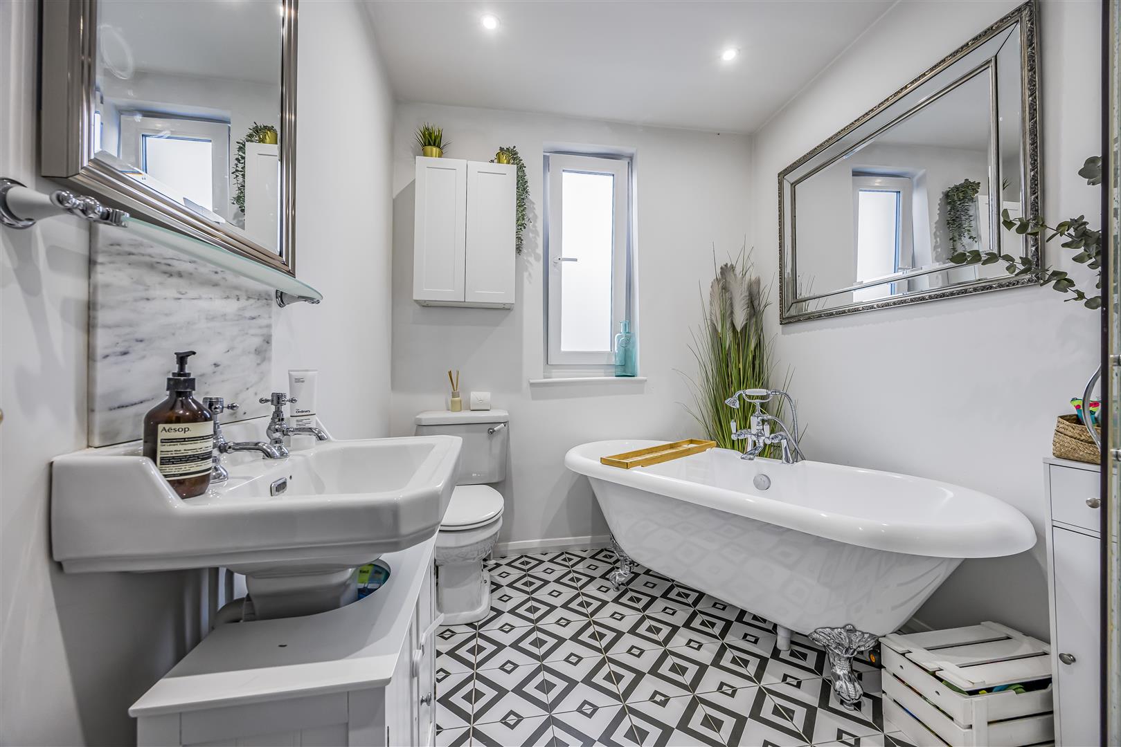 house - detached for sale broad road