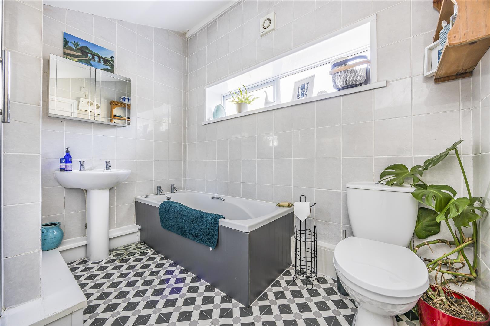 cottage for rent 19 leigh road