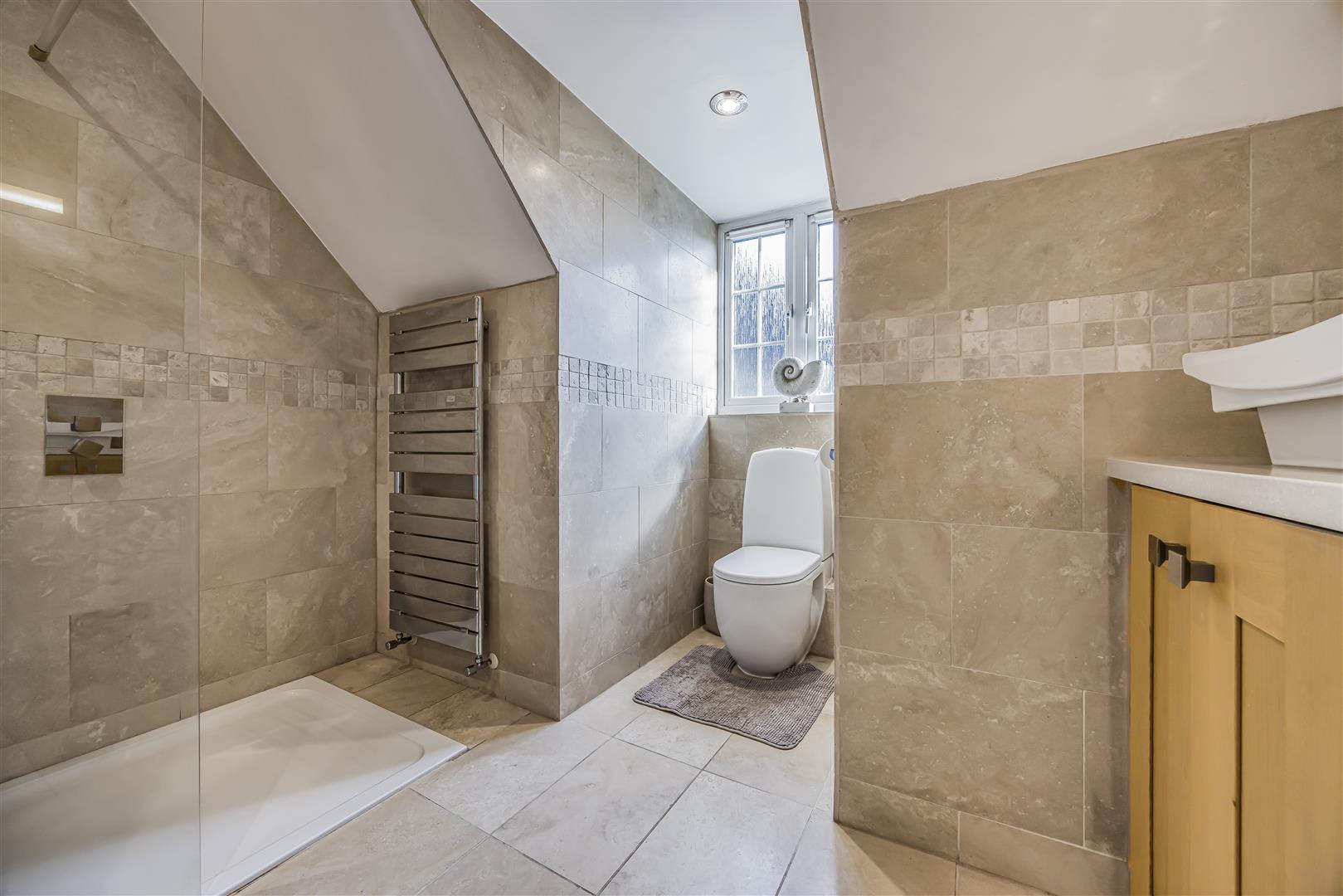 house - detached for sale letcombe place