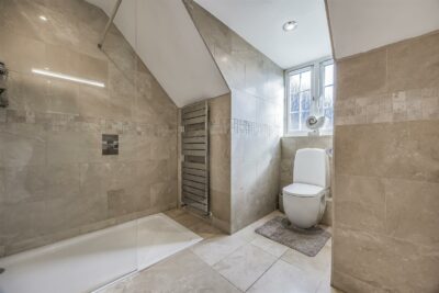 house - detached for sale letcombe place