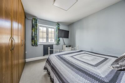 house - detached for sale letcombe place