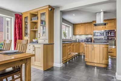 house - detached for sale letcombe place