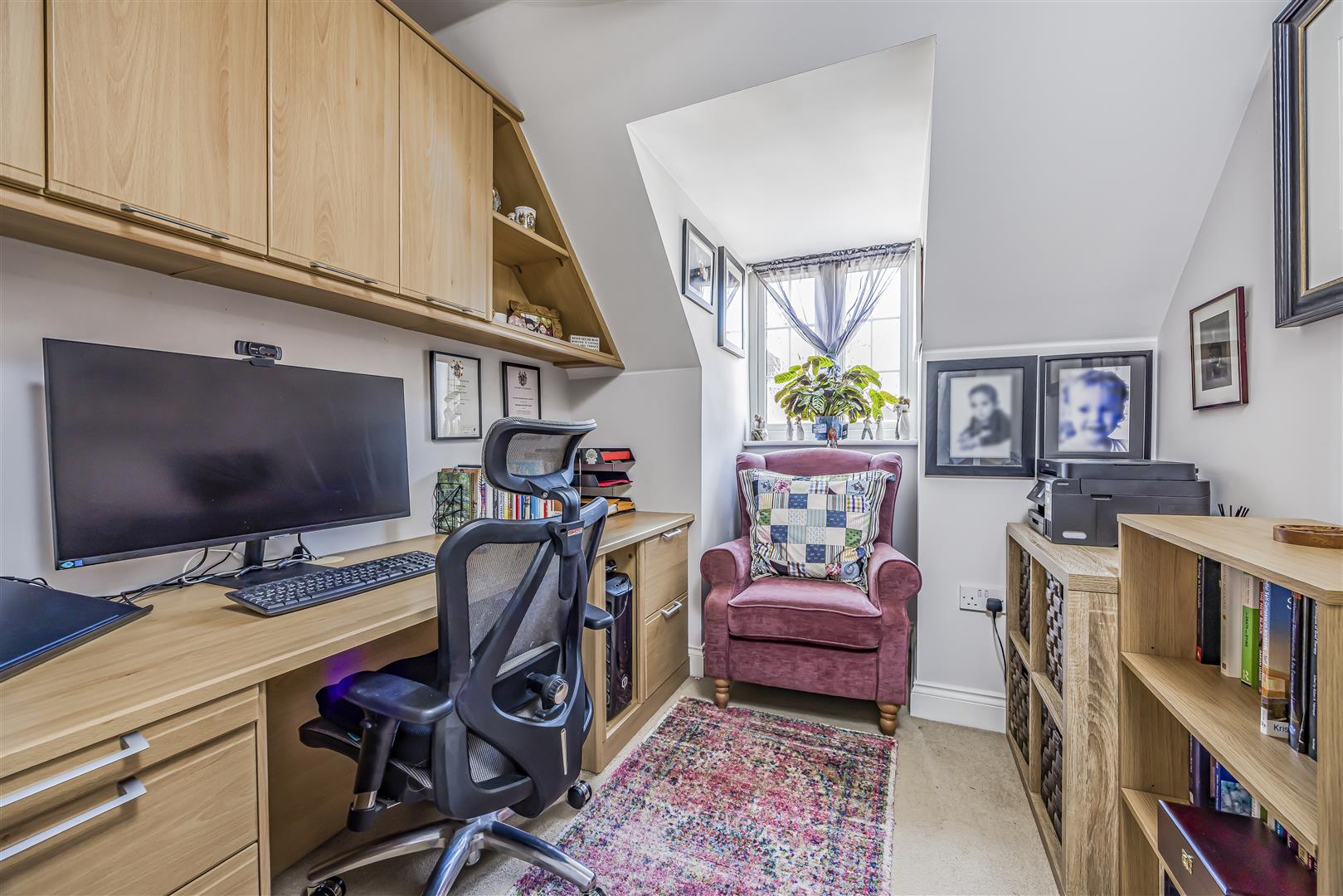 house - detached for sale letcombe place