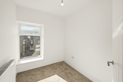 house - terraced for sale ynyswen road