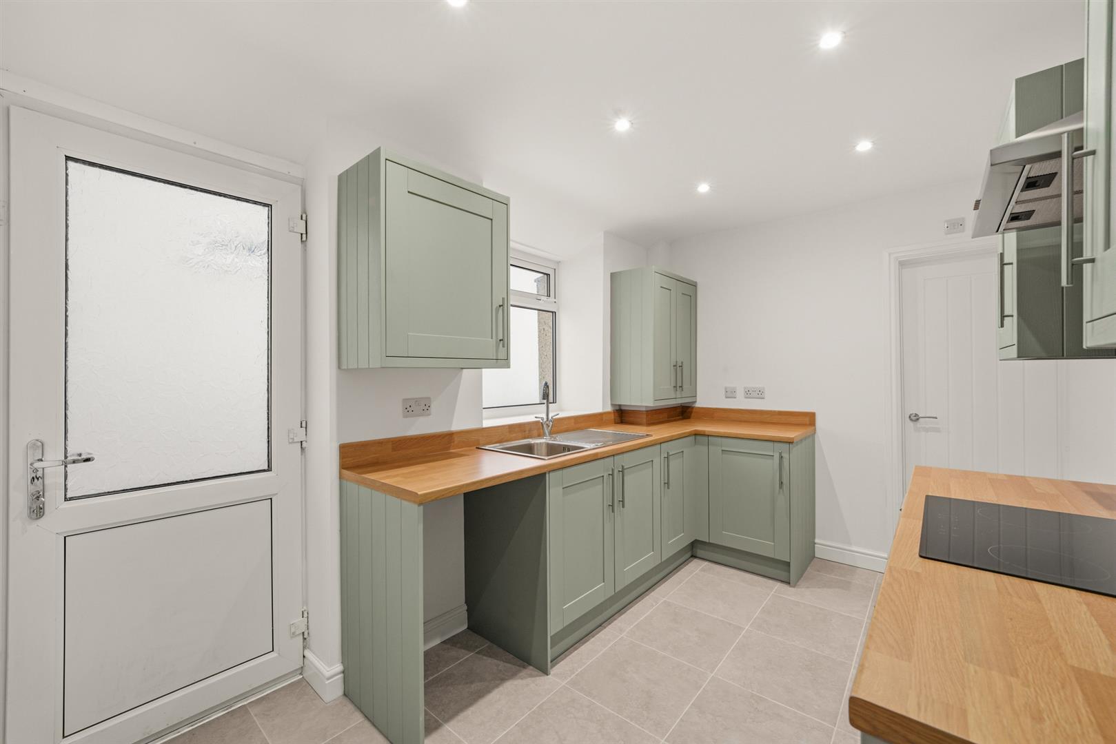 house - terraced for sale ynyswen road