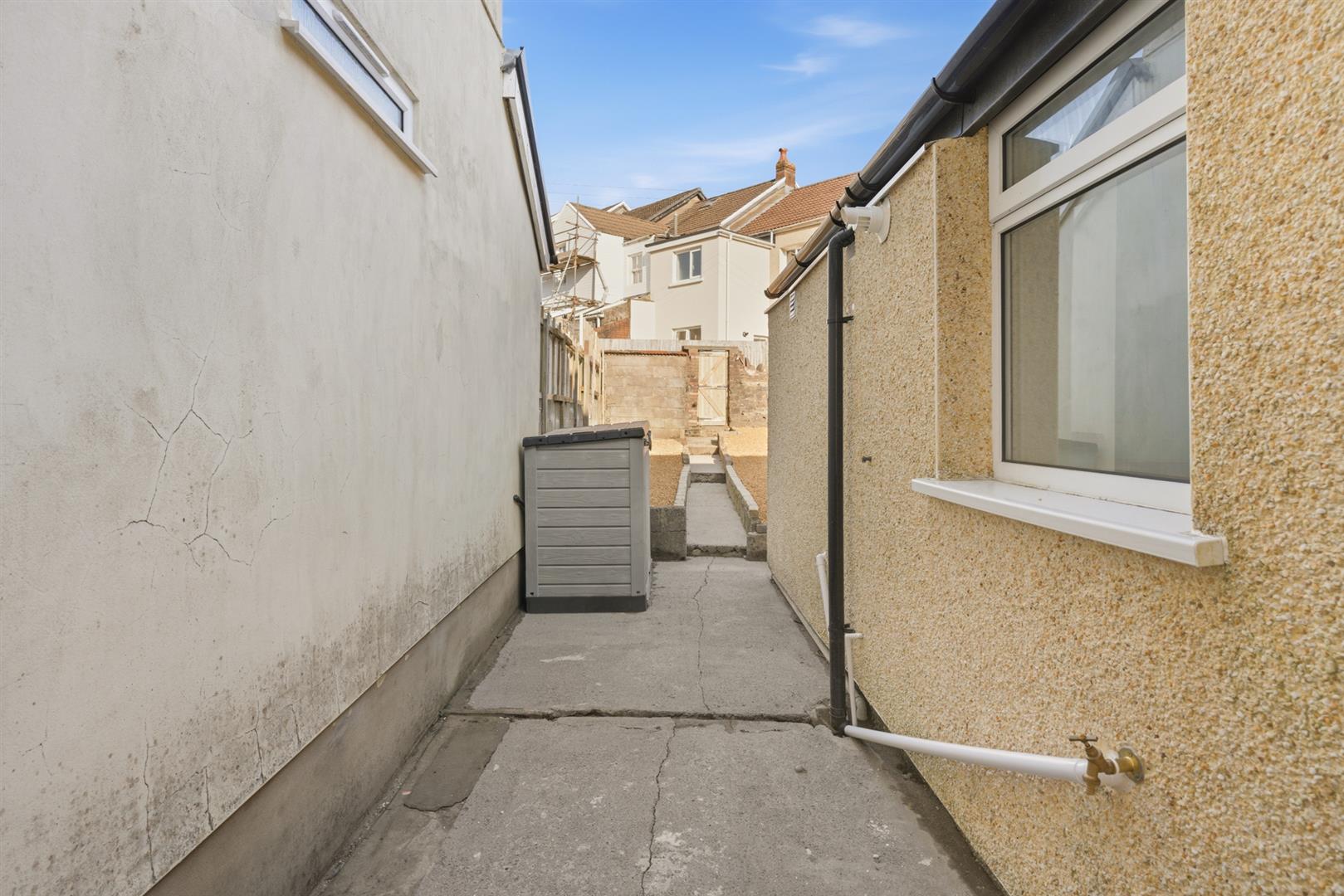 house - terraced for sale ynyswen road