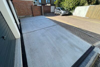 garage for sale brompton road