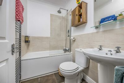 flat for sale north street