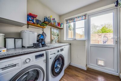 house for sale camelia close