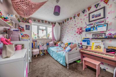 house for sale camelia close