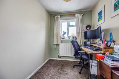 house for sale camelia close